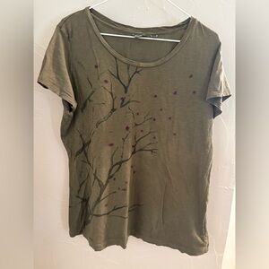 Eddie Bauer Olive Short Sleeve Tee with Artistic Branch Design